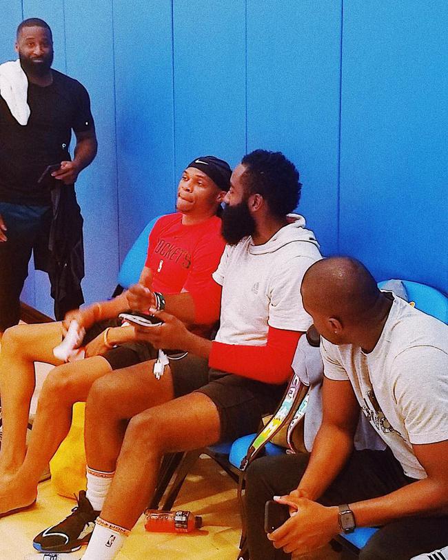 起外线投射 起外线投射